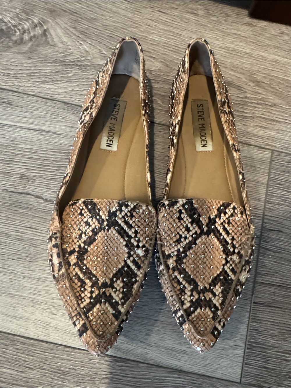 Steve Madden Snake-Print Pointed Toe Flats in Tan and Black size 7.5